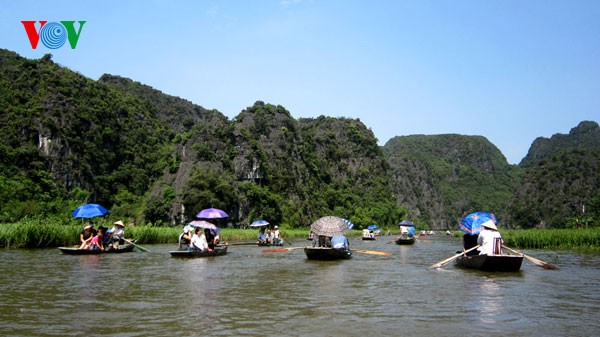 Tam Coc – Ha Long Bay on land - ảnh 7